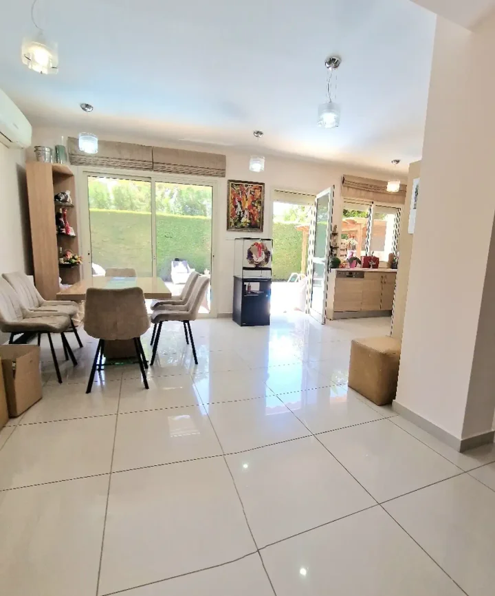 Отдельный дом в аренду 200 м² в Limassol, Mouttagiaka Tourist Area