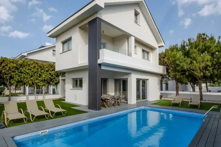 3-bedroom villa for rent 150 m² in Larnaca, Perivolia Larnakas
