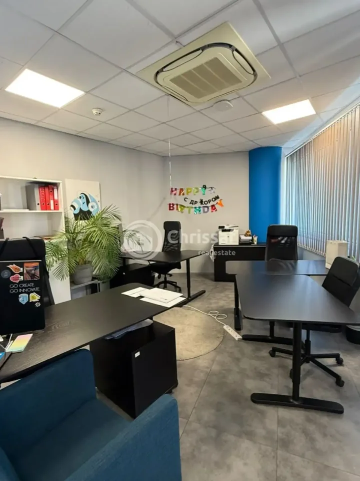 Office 480 m² for rent in Limassol, Limassol - Agios Nicolaos