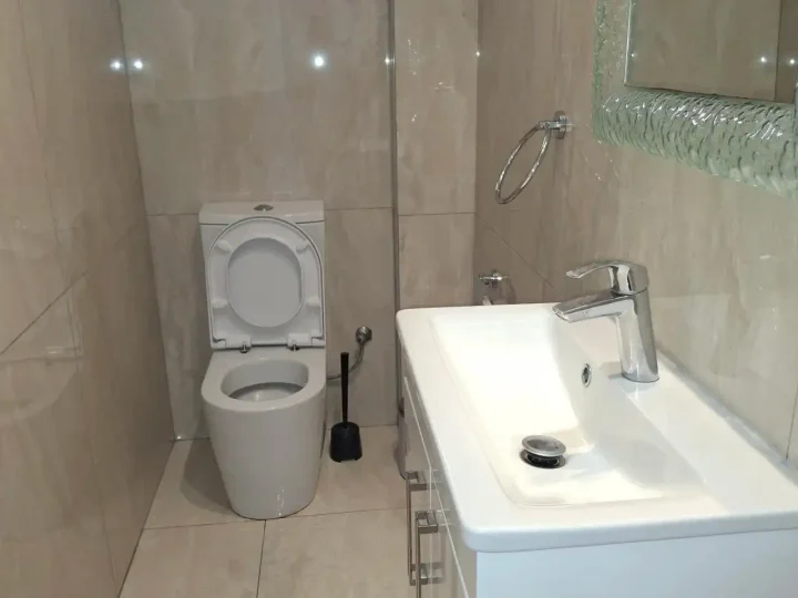 Semi-detached house for rent 185 m² in Limassol, Kato Polemidia