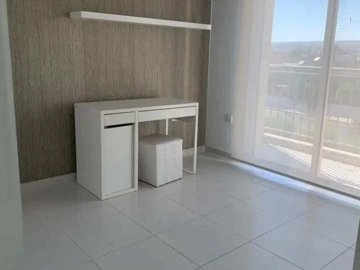 4-bedroom apartments for rent 140 m² in Limassol, Pano Polemidia
