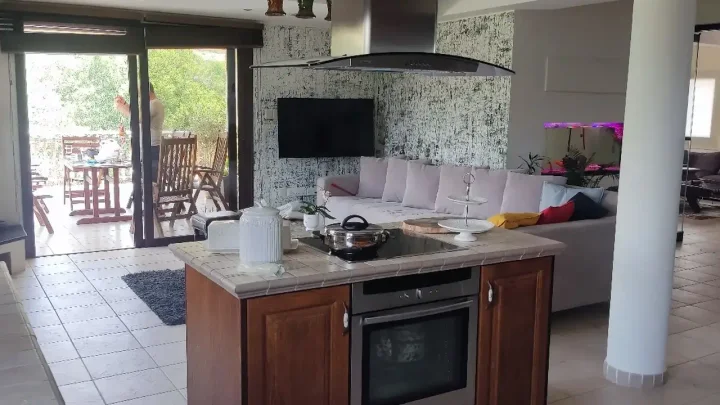 3-bedroom semi-detached house for rent 200 m² in Limassol, Monagri