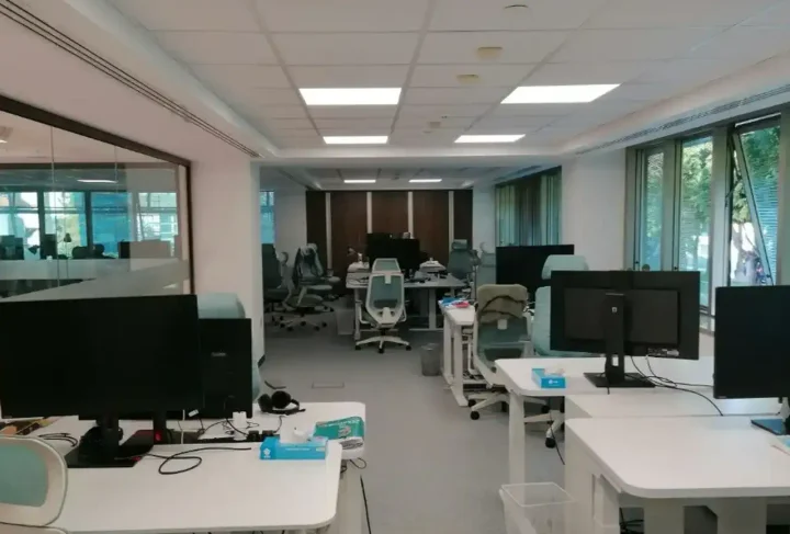 Office 582 m² for rent in Limassol, Limassol - Agia Zoni