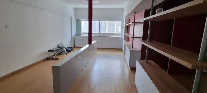 Office 100 m² for rent in Limassol, Limassol - Agia Zoni