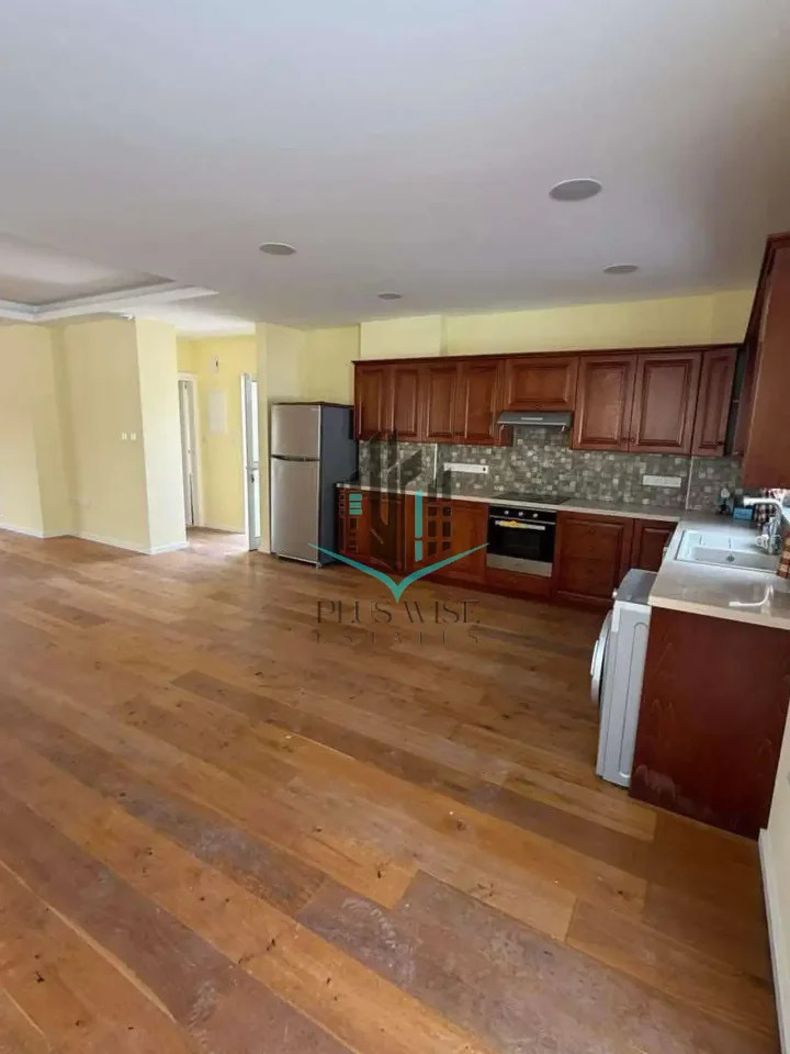 4-bedroom villa for rent 230 m² in Larnaca, Oroklini