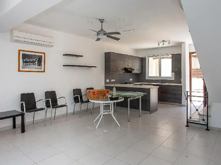 2-bedroom detached house for rent 96 m² in Paphos, Paphos - Agios Theodoros