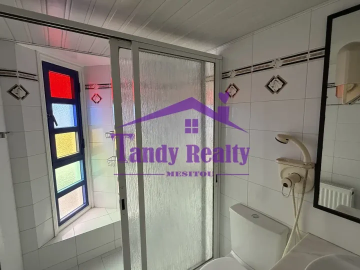 4-bedroom apartments for rent 207 m² in Nicosia, Nicosia - Lykabittos