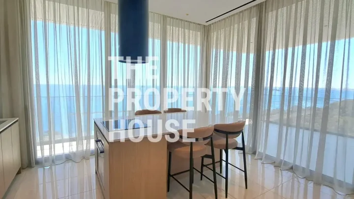 Apartments for rent 100 m² in Limassol, Germasogeia Tourist Area