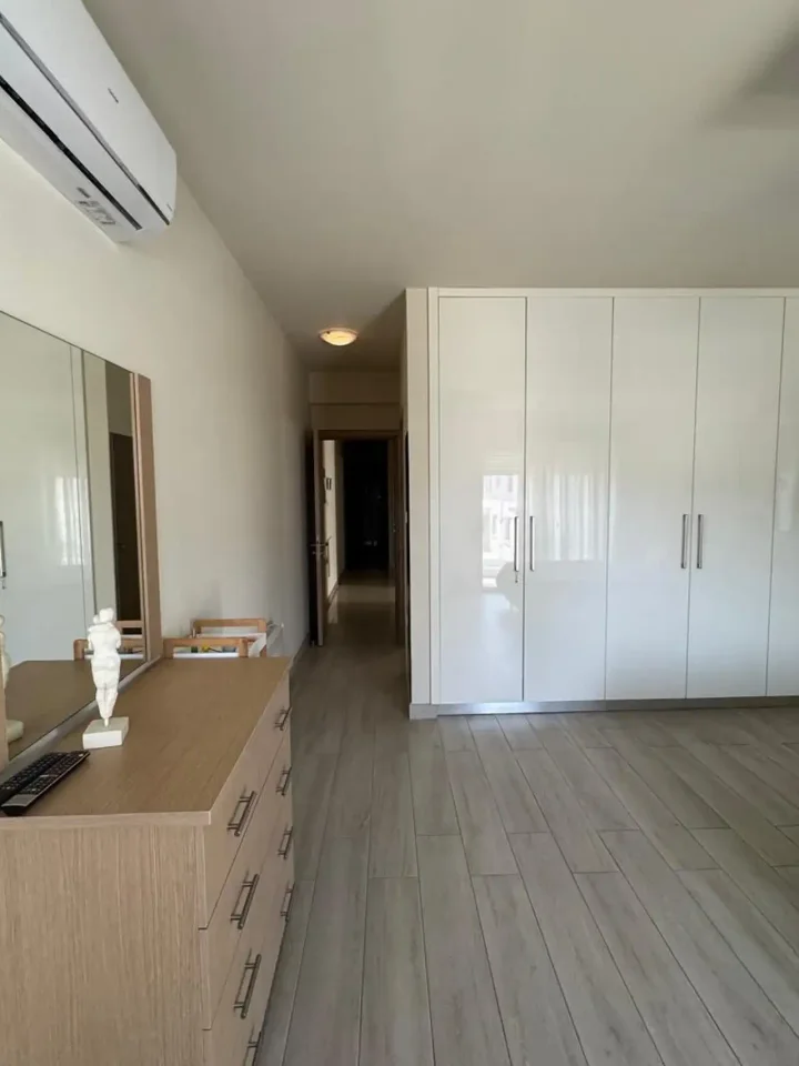 Semi-detached house for rent 180 m² in Limassol, Kato Polemidia