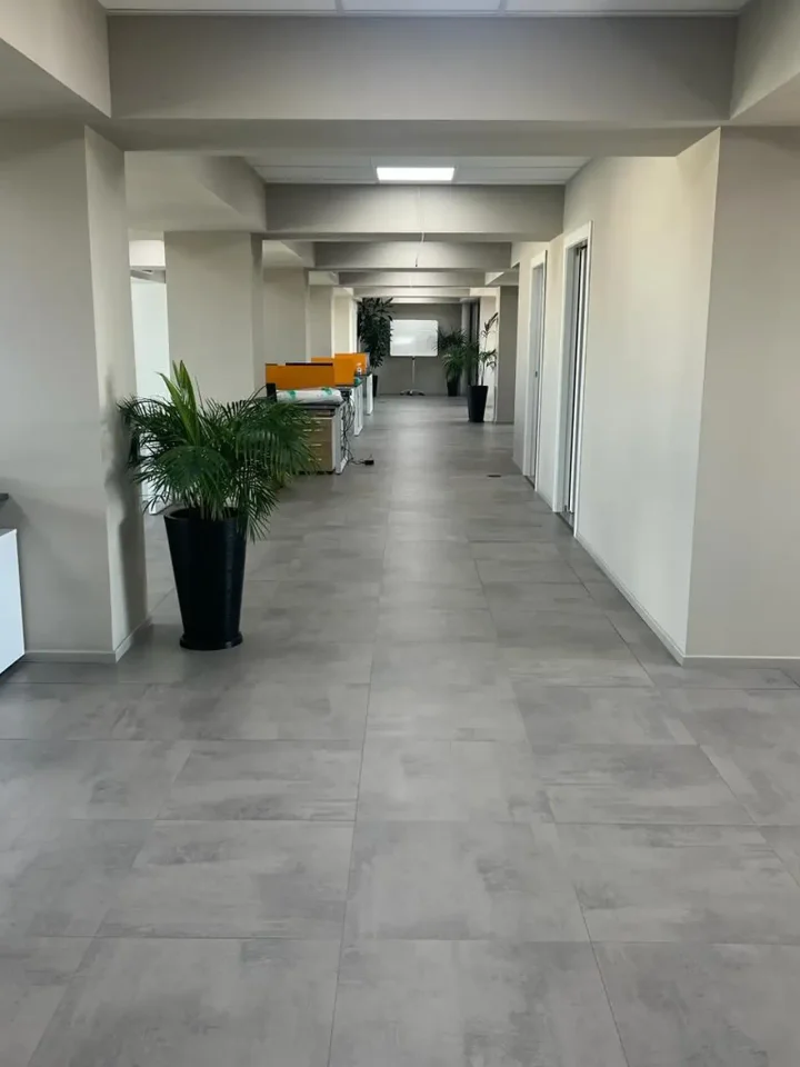 Office 500 m² for rent in Limassol, Limassol - Zakaki