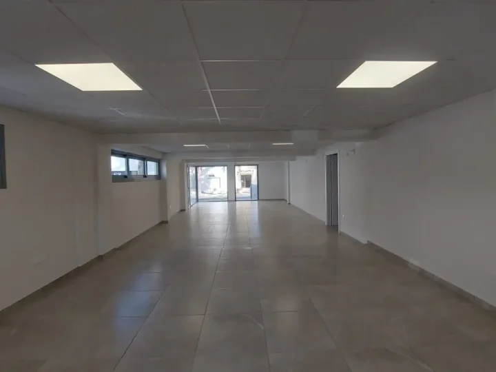 Commercial properties 120 m² for rent in Nicosia, Agioi Omologites