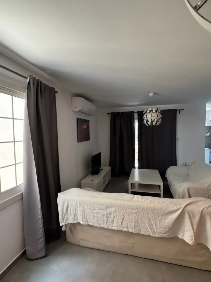 2-bedroom apartments for rent 95 m² in Paphos, Paphos - Kato Paphos