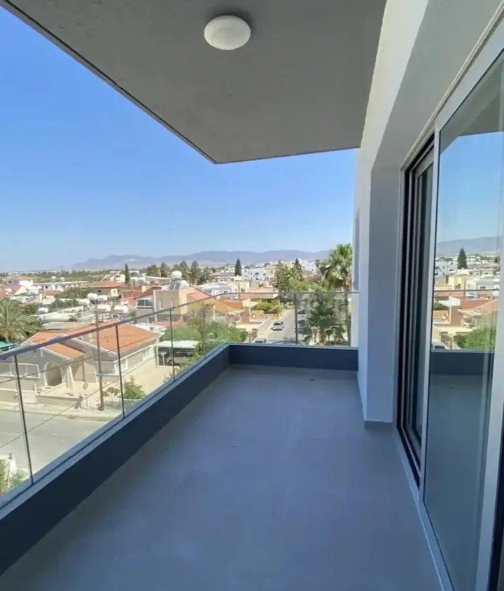 2-bedroom penthouse for rent 90 m² in Nicosia, Agios Dometios - Agios Georgios
