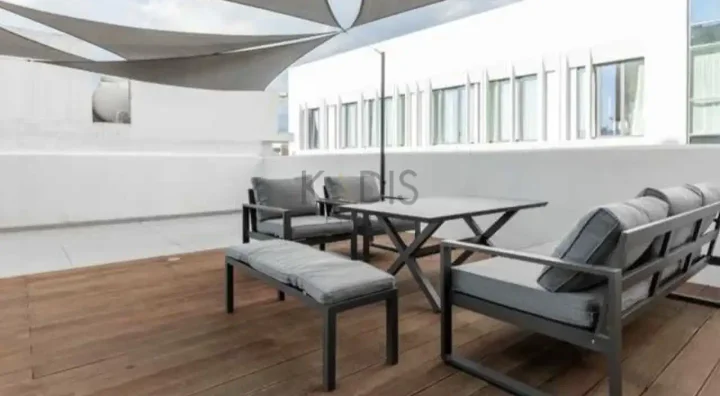 Office 300 m² for rent in Limassol, Limassol - Agia Zoni
