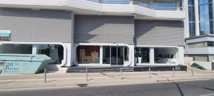 Residential properties for rent 650 m² in Limassol, Limassol - Kapsalos