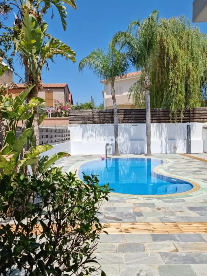 Μονοκατοικία προς ενοικίαση 272 μ² στην τοποθεσία Nicosia, Egkomi