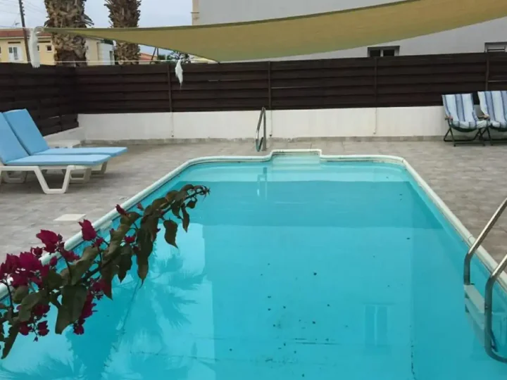 Μεζονέτα προς ενοικίαση 120 μ² στην τοποθεσία Paphos, Paphos - Universal