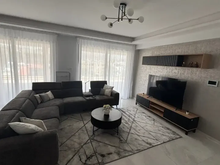 Ρετιρέ προς ενοικίαση 267 μ² στην τοποθεσία Limassol, Germasogeia Tourist Area