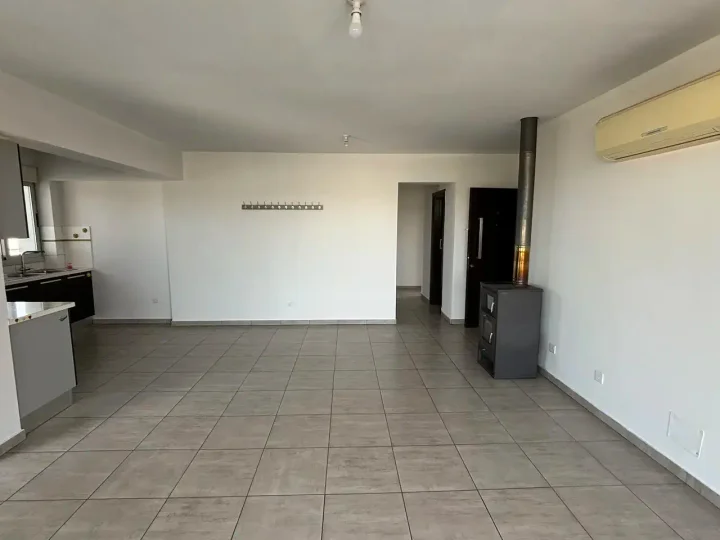 3-bedroom penthouse for rent 180 m² in Nicosia, Strovolos - Agios Vasileios
