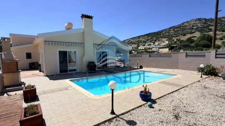3-bedroom detached house for rent 150 m² in Paphos, Pegeia