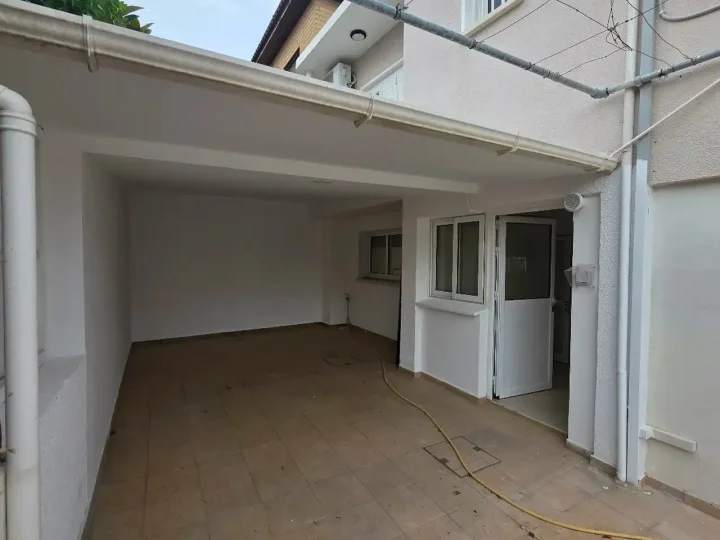 4-bedroom detached house for rent 200 m² in Larnaca, Larnaka - Kamares