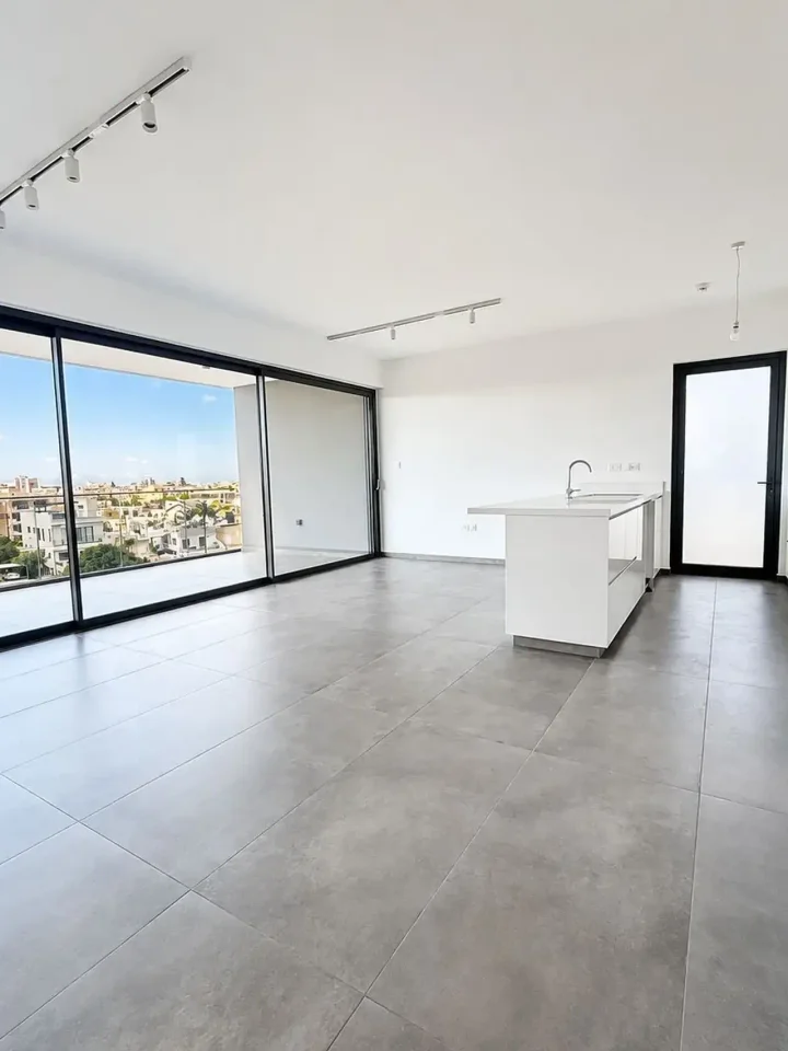 Apartments for rent 93 m² in Limassol, Limassol - Tsirion