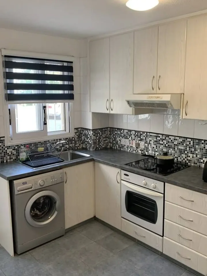2-bedroom maisonette for rent 100 m² in Paphos, Tombs Of the Kings