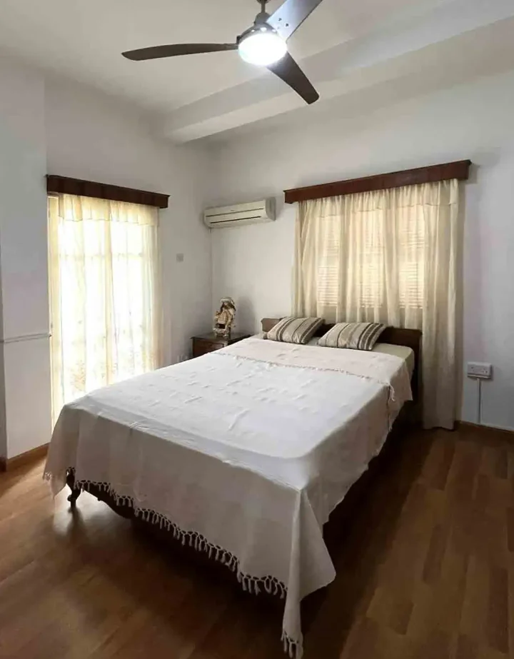 3-bedroom detached house for rent 220 m² in Larnaca, Larnaka - Skala
