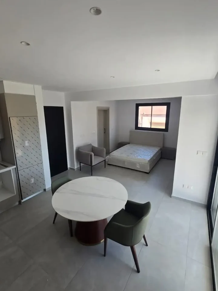 Studio for rent 50 m² in Limassol, Limassol - Zakaki