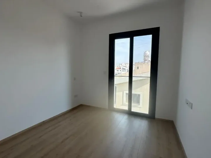 Apartments for rent 150 m² in Limassol, Limassol - Katholiki