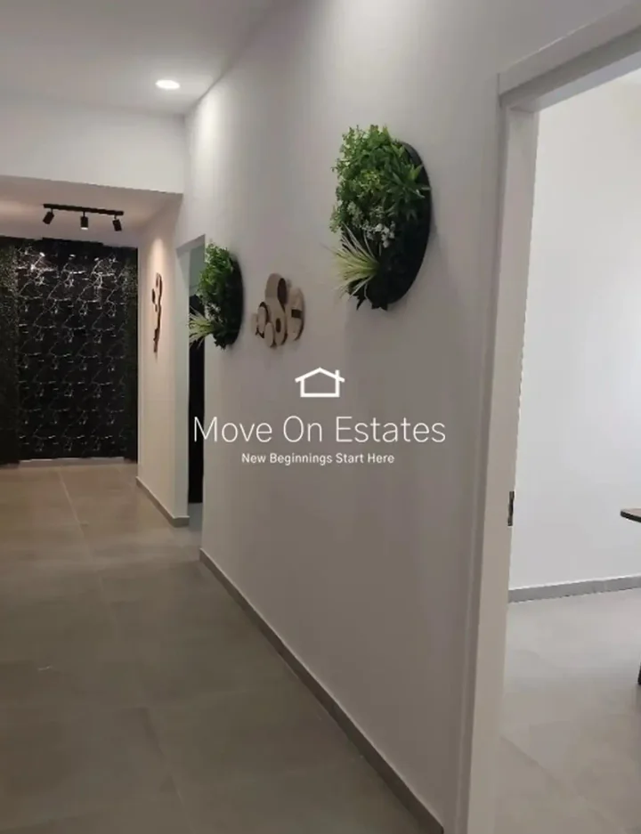 Office 25 m² for rent in Larnaca, Larnaka - Chrysopolitissa