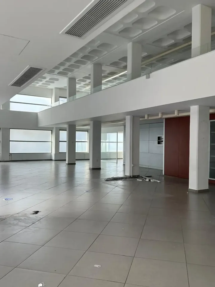 Residential properties for rent 340 m² in Limassol, Limassol - Omonia