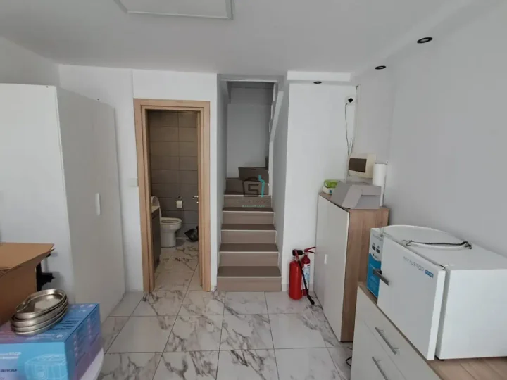 Trading area 60 m² for rent in Limassol, Limassol - Agia Zoni