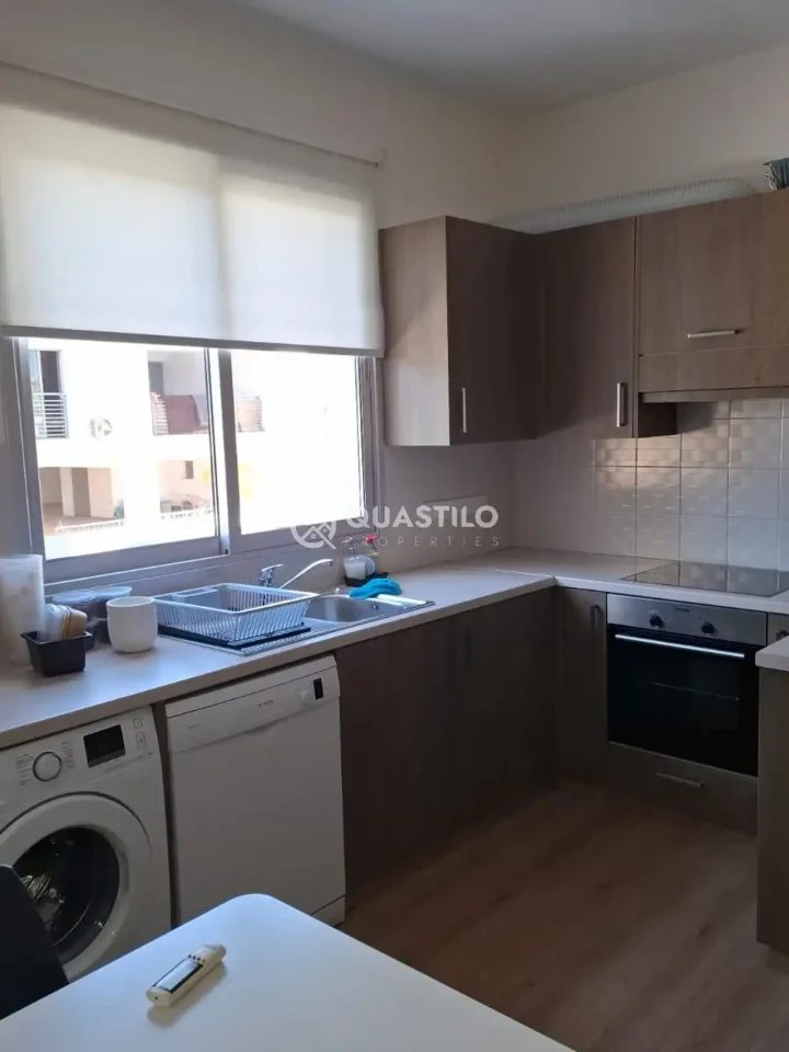 Office 240 m² for rent in Limassol, Limassol - Agia Zoni