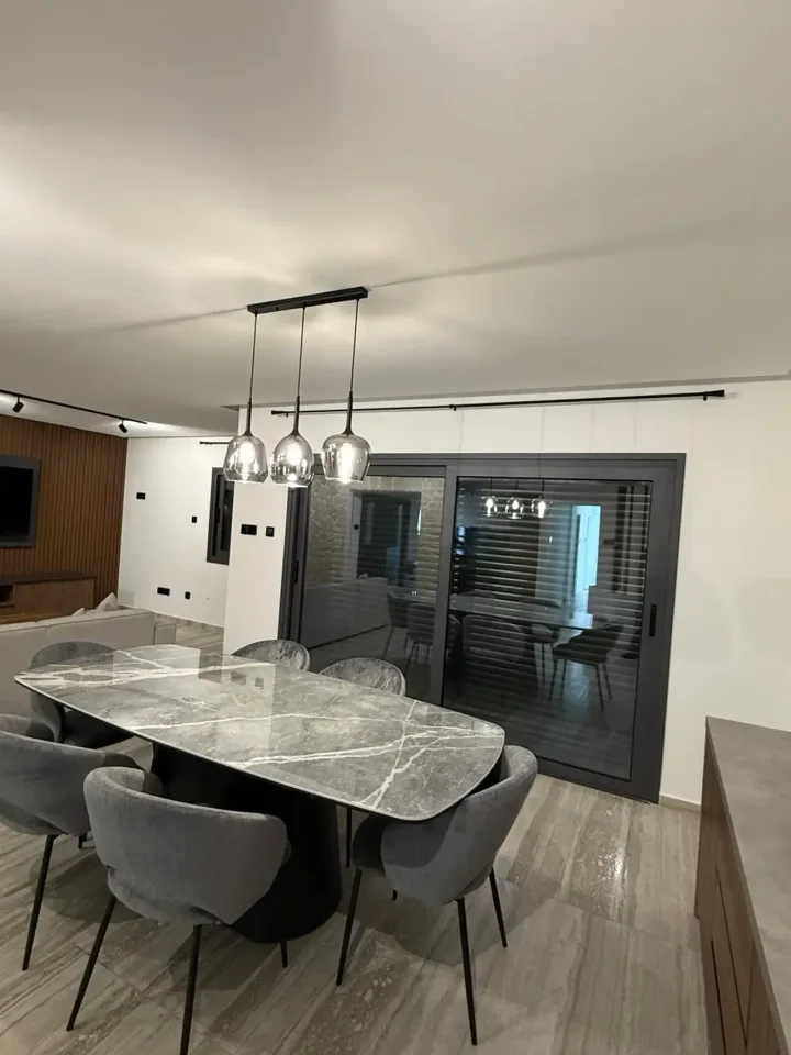 Apartments for rent 222 m² in Nicosia, Agioi Omologites