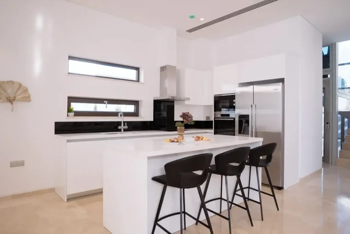 Βίλα προς ενοικίαση 300 μ² στην τοποθεσία Paphos, Pegeia