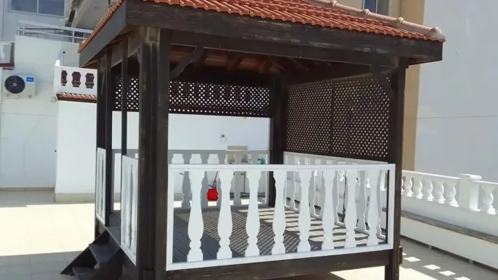 2-bedroom apartments for rent 140 m² in Larnaca, Larnaka - Finikoudes