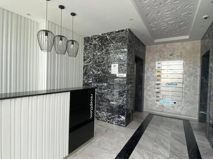 Office 500 m² for rent in Limassol, Limassol - Omonia