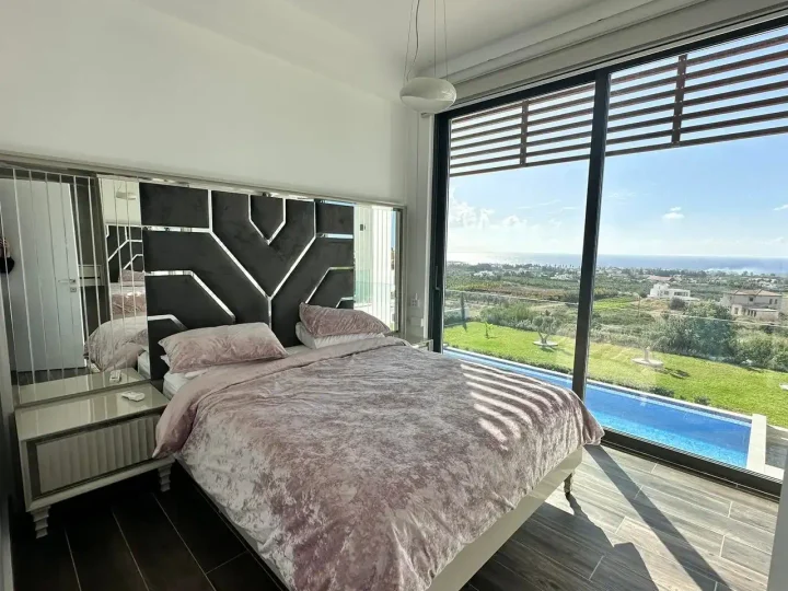 Villa for rent 350 m² in Paphos, Pegeia