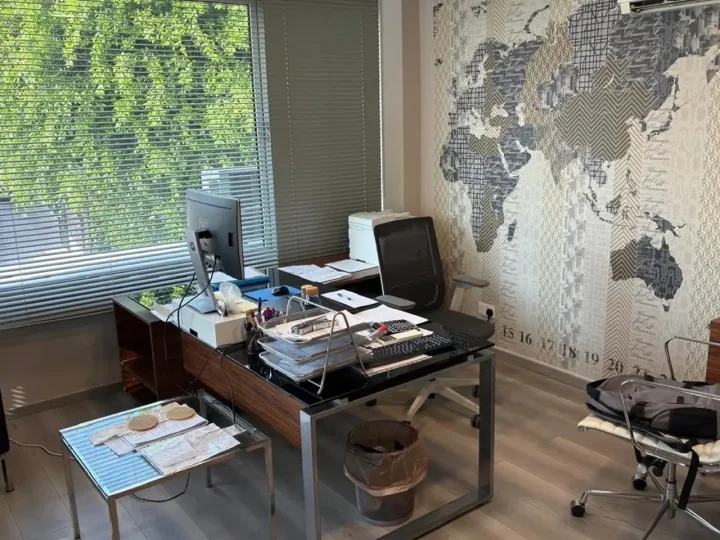 Office 125 m² for rent in Limassol, Limassol - Katholiki