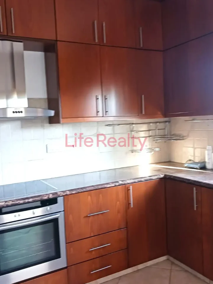 Apartments for rent 100 m² in Limassol, Limassol - Mesa Geitonia