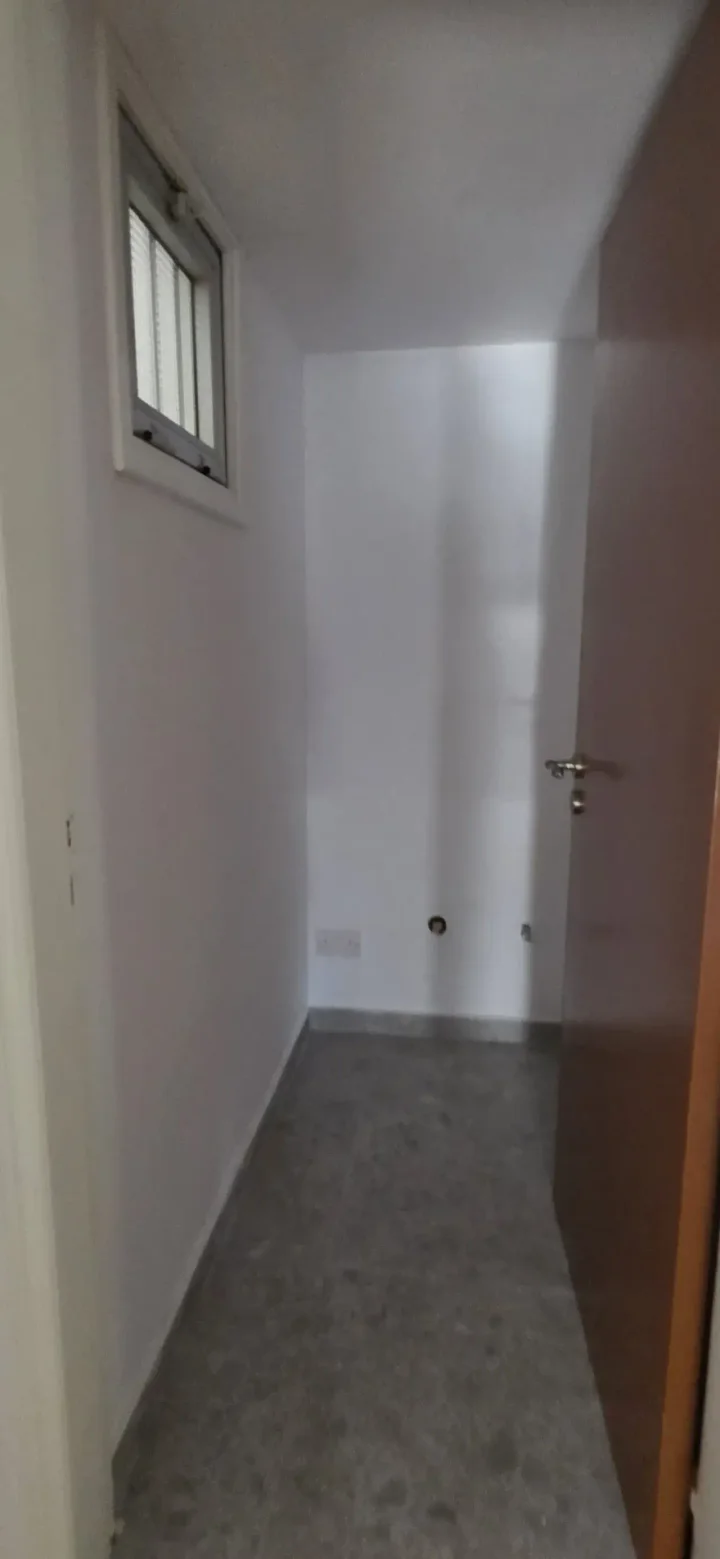 3-bedroom semi-detached house for rent 150 m² in Nicosia, Agios Dometios - Agios Georgios
