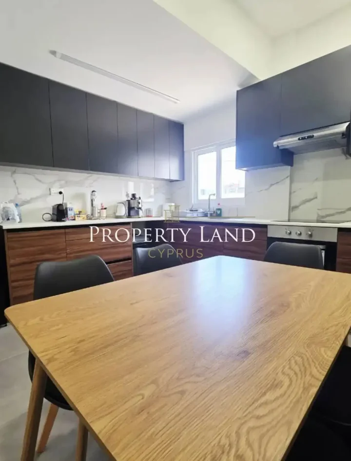 Commercial properties 200 m² for rent in Larnaca, Larnaka - Sotiros
