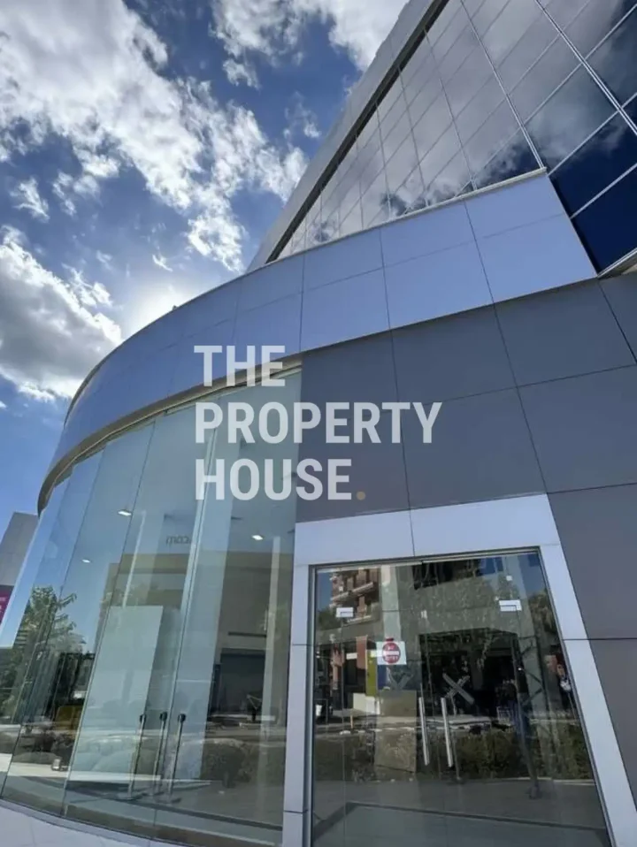 Office 715 m² for rent in Limassol, Agios Athanasios