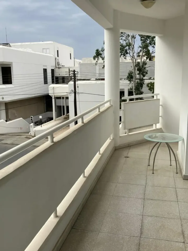 Office 120 m² for rent in Limassol, Limassol - Petrou Kai Pavlou