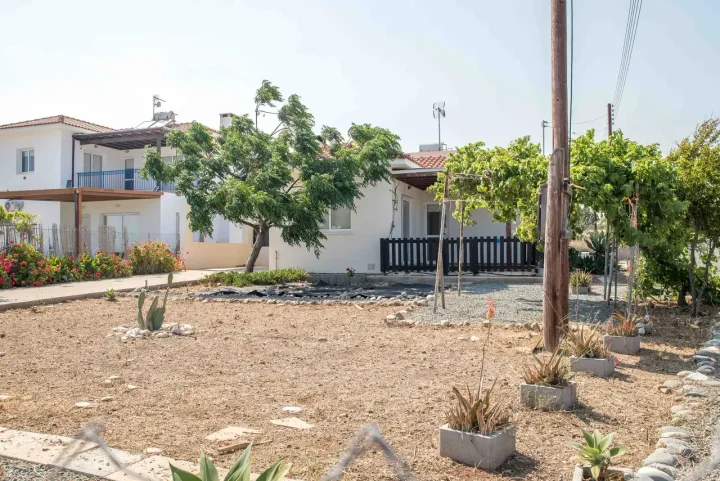 3-bedroom detached house for rent 150 m² in Larnaca, Maroni