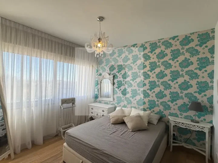 Apartments for rent 100 m² in Larnaca, Larnaka - Harbor