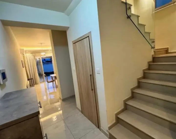 3-bedroom semi-detached house for rent 180 m² in Limassol, Limassol Marina