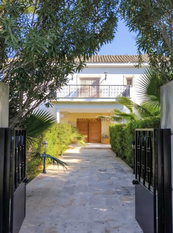 Detached house for rent 538 m² in Larnaca, Aradippou - Apostolos Loukas
