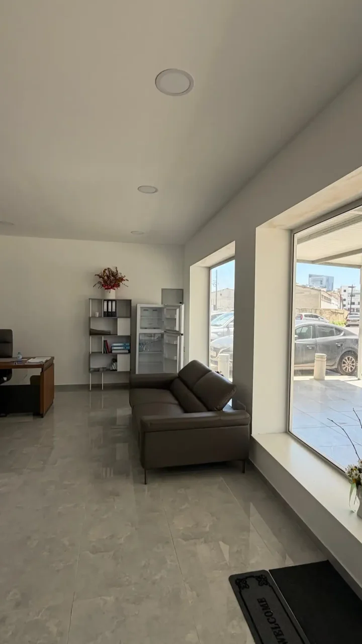 Office 100 m² for rent in Larnaca, Larnaka - Sotiros